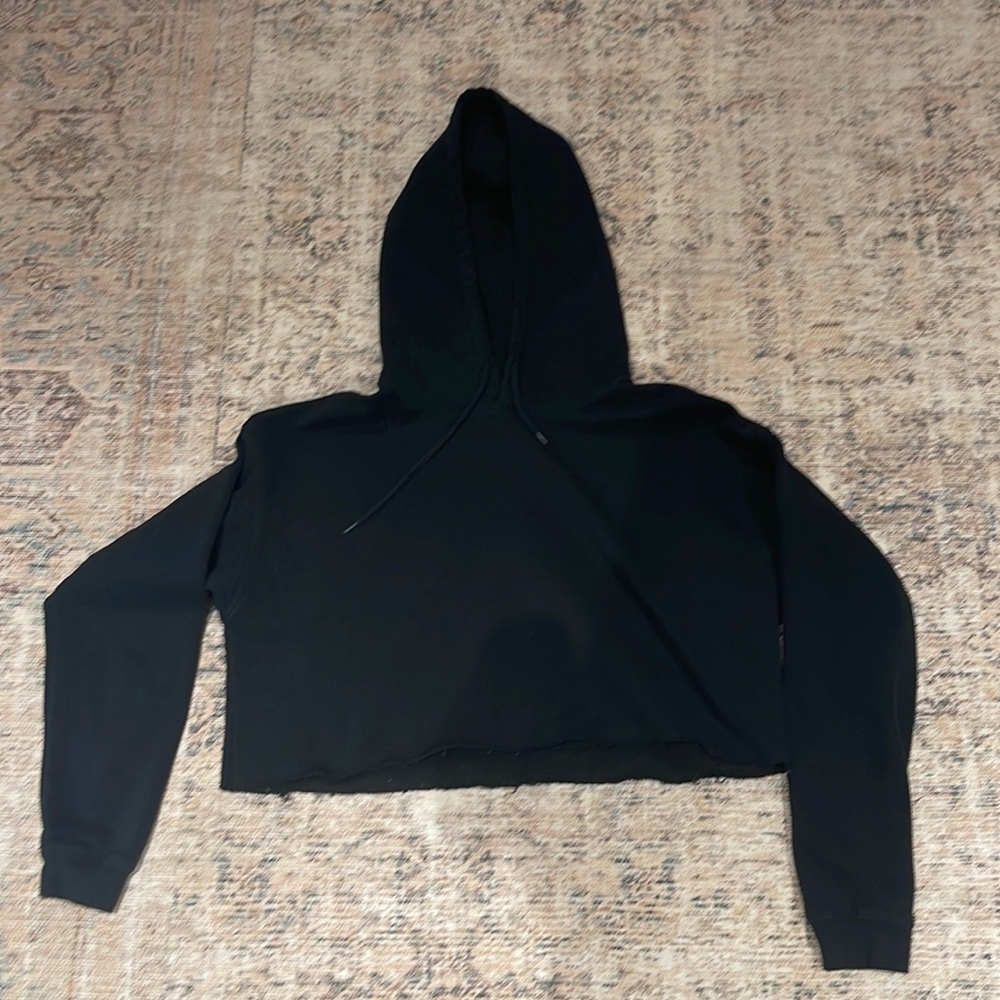 Black Cropped Cut-Off Hoodie
